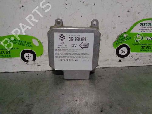 Kollisjonspute styreenhet VW GOLF III (1H1) 1.6 (101 hp) 4658577