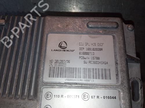 Engine control unit (ECU) RENAULT CAPTUR II (HF_) TCe 90 (HFM6) | BP29973270M57