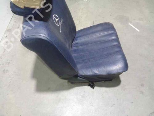 Right front seat MERCEDES-BENZ 123 Saloon (W123) 240 D (123.123) | BP7181147C16 