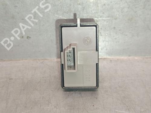 Right front window switch FIAT LINEA (323_, 110_) 1.3 D Multijet (323AXB11, 323AXB1A) | BP28048625I26 - Image 3