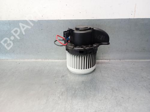 Used Heater blower motor RENAULT ZOE (BFM_) ZOE (58 hp) 26223657