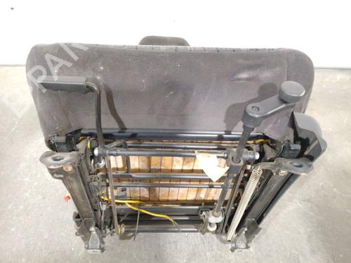 Left front seat OPEL FRONTERA B (U99) 2.2 i (6B_ZC, 6B_VF, 6B_66, 6B_76) | BP33235865C15  - Image 9