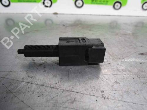 Used Switch NISSAN X-TRAIL I (T30) 2.0 4x4 (140 hp) 5045549