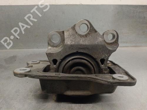 Used Engine mount VOLVO XC90 II (256) D5 AWD (235 hp) 32313510