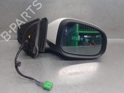Used Right mirror VOLVO V40 Hatchback (525) D2 (120 hp) 24739002