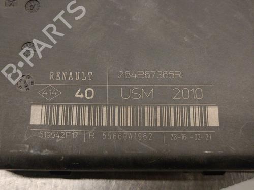 Fuse box RENAULT MASTER III Van (FV) 2.3 dCi 135 FWD (FV0N, FV08, FV06, FV00, FV1S) | BP37526030E1 - Image 3
