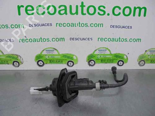 Used Clutch slave cylinder FORD FOCUS II Turnier (DA_, FFS, DS) 1.6 TDCi (90 hp) 20249004