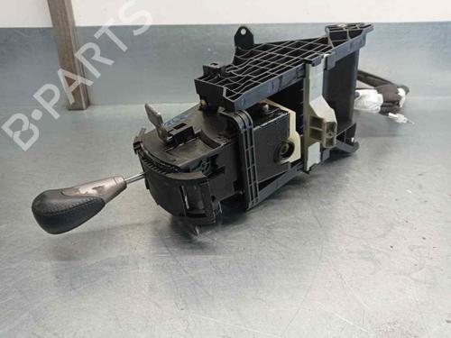 Gear lever MITSUBISHI GRANDIS (NA_W) 2.4 MIVEC (NA4W) | BP10186360M90 