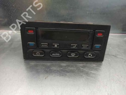 Used Climate control LAND ROVER DISCOVERY II (L318) 2.5 Td5 4x4 (139 hp) 5887266