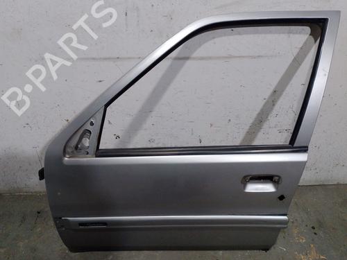 Used Left front door CITROËN SAXO (S0, S1) 1.4 VTS (75 hp) 23412009