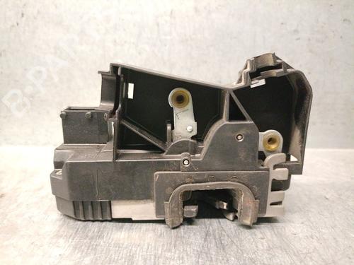 Tailgate lock RENAULT TRAFIC II Bus (JL) 2.0 dCi 115 (JL00, JL01, JL0H, JL0M, JL0U) | BP32271602C101