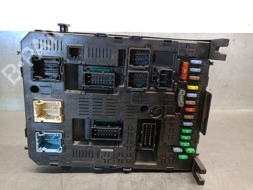 Used Fuse box Fuse box PEUGEOT EXPERT Van (VF3A_, VF3U_, VF3X_) 1.6 HDi 90 16V (90 hp) 33173308 33173308