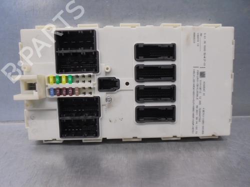 Used Fuse box BMW 1 (F21) 116 d (116 hp) 16272082