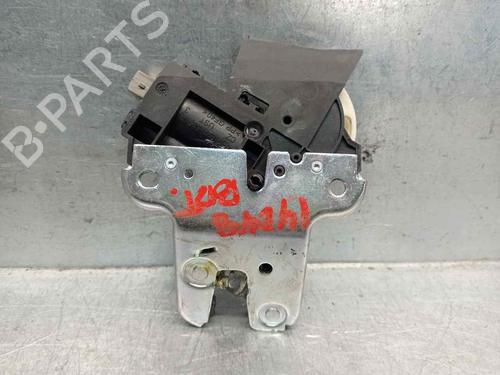 Used Tailgate lock AUDI A4 B7 (8EC) 2.0 TDI quattro (140 hp) 8828541