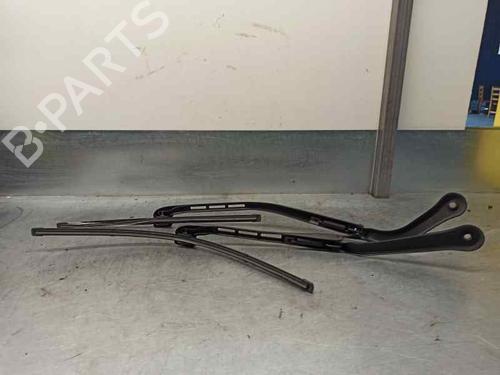 Front windshield wiper arm BMW 3 (E90)  | BP6040921C143 