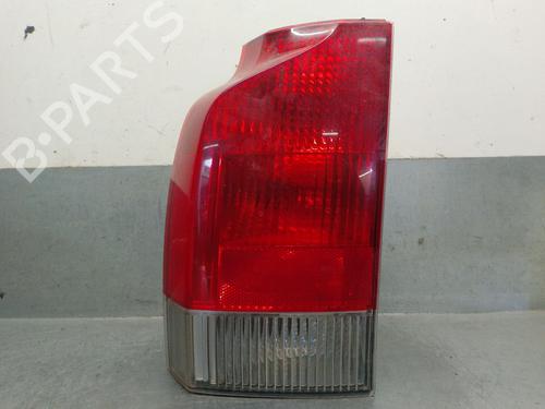 Feu arrière gauche VOLVO V70 II (285) 2.4 (140 hp) 30831228
