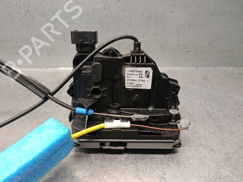 Used Rear right lock Rear right lock 32249637 32249637