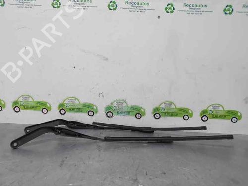 Front windshield wiper arm BMW 1 (E87) 120 d | BP3471527C143 