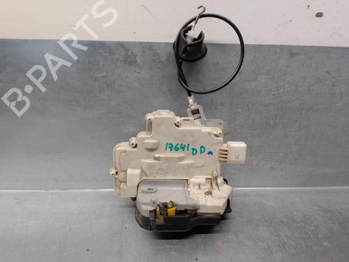Used Front right lock AUDI A4 B7 (8EC) 2.0 TDI quattro (170 hp) 12239367
