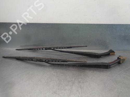 Used Front windshield wiper arm TOYOTA LAND CRUISER PRADO (_J12_) 3.0 D-4D (KDJ120, KDJ125) (166 hp) 10207356
