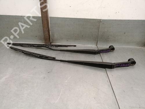 Used Front windshield wiper arm Front windshield wiper arm MITSUBISHI MIRAGE / SPACE STAR VI Hatchback (A0_A) 1.2 (A03A) (80 hp) 35812895 35812895