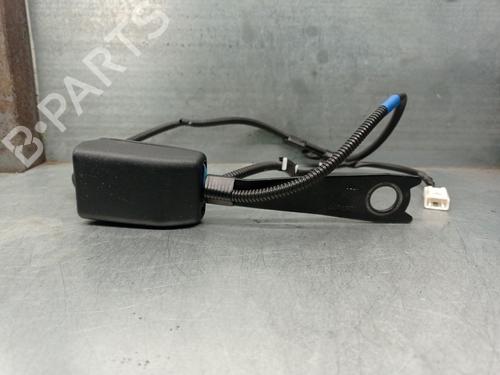 Used Seat buckle TOYOTA YARIS (_P13_) 1.5 (NSP131_) (112 hp) 23426981