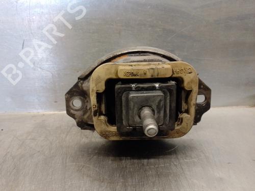 Engine mount LAND ROVER DISCOVERY III (L319) 2.7 TD 4x4 | BP15012724M89 