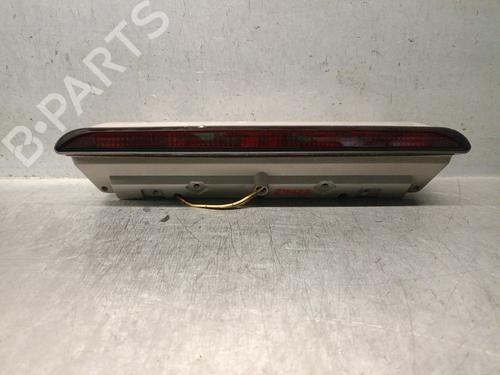 Troisième feu stop SUBARU FORESTER (SG_) 2.0 AWD (SG5) (125 hp) 32111682