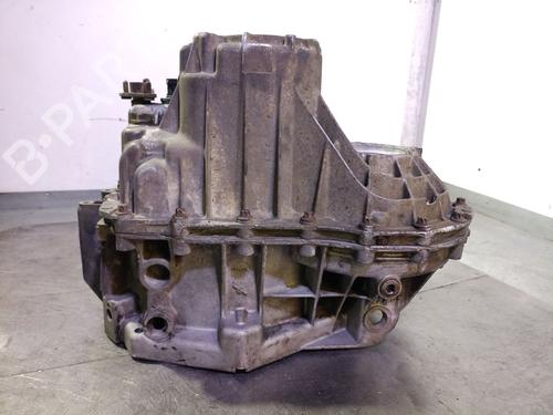 Gearbox RENAULT MASTER I Bus (T__) 2.4 D | BP29938317M3