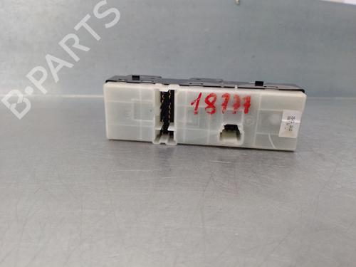 Left front window switch NISSAN X-TRAIL II (T31) 2.0 dCi 4x4 | BP15354388I27 