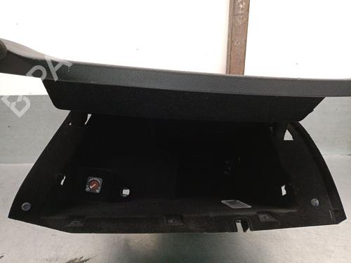 Glove box DS DS 7 Crossback (J4_, JR_, JC_) E-TENSE 225 (J4DGZU) | BP31886295C95 