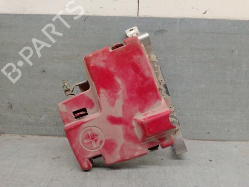 Sikringsdose RENAULT TRAFIC II Bus (JL) 2.0 dCi 115 (JL00, JL01, JL0H, JL0M, JL0U) (114 hp) 30961028