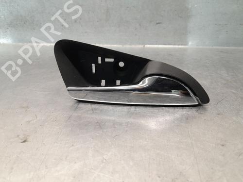 Used Rear right interior door handle Rear right interior door handle 37033567 37033567