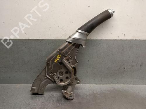 hand-brake-toyota-verso-_r2_-2009-2010-2011-2012-2013-2014-2015-2016-2017-2018-40544032 main image
