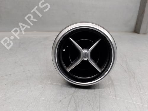 Used Air vent MERCEDES-BENZ A-CLASS (W176) A 180 CDI / d (176.012) (109 hp) 16304086