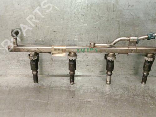 Used Injection rail OPEL ASTRA H TwinTop (A04) 1.6 (L67) (105 hp) 30889863