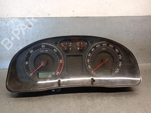 Used Instrument cluster Instrument cluster SKODA SUPERB I (3U4) 2.0 TDI (140 hp) 34187000 34187000