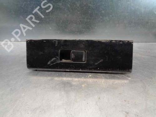 Used Right rear window switch NISSAN PATHFINDER III (R51) 2.5 dCi (174 hp) 7475803