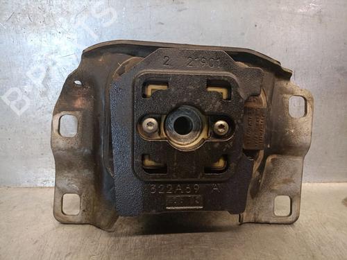 Used Engine mount VOLVO V50 (545) 1.8 (125 hp) 20317291