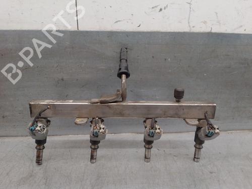 Used Injection rail CHEVROLET AVEO / KALOS Hatchback (T250, T255) 1.4 (101 hp) 28178827