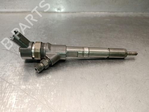 Used Injector Injector TOYOTA YARIS (_P9_) 1.4 D-4D (NLP90_, NLP90R) (90 hp) 39531429 39531429