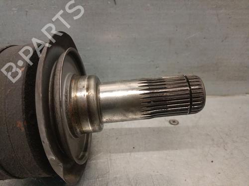 Drivaksel bak Høyre BMW 7 (E65, E66, E67) 730 d | BP30698138M41 