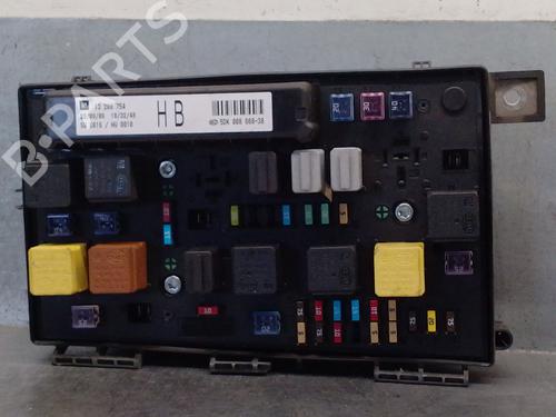 Used Fuse box OPEL ZAFIRA / ZAFIRA FAMILY B (A05) 1.9 CDTI (M75) (120 hp) 31292458