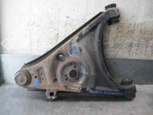 Used Right front suspension arm MERCEDES-BENZ 123 Saloon (W123) 240 D (123.123) (65 hp) 7304407