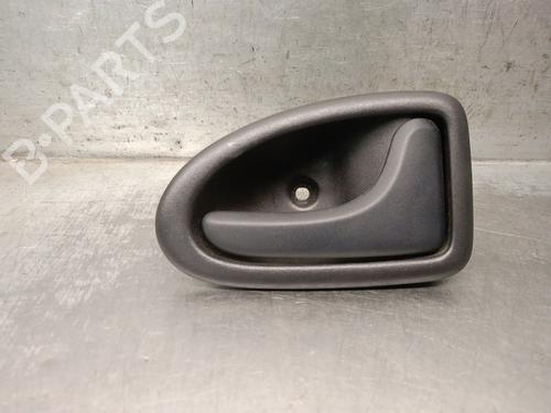 Used Rear right interior door handle Rear right interior door handle 37800772 37800772