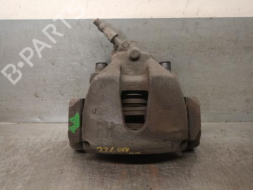 Used Right front brake caliper VOLVO V40 Hatchback (525) D2 (120 hp) 26120663