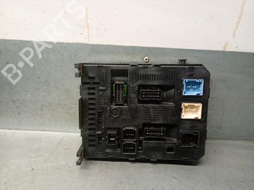 fuse-box-citroen-c4-coupe-la_-2004-2005-2006-2007-2008-2009-2010-2011-2012-2013-31130877 main image