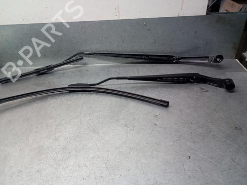 Front windshield wiper arm NISSAN MICRA V (K14) 0.9 IG-T | BP30306447C143