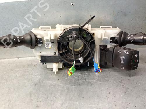 Used Headlight switch RENAULT LAGUNA III (BT0/1) 1.5 dCi (BT00, BT0A, BT0T, BT1J) (110 hp) 27515241