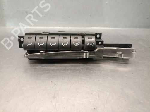 Used Climate control Climate control 38465510 38465510